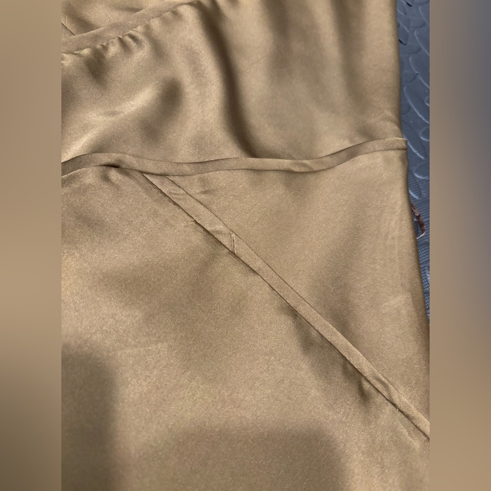 Sincerely Jules Elegant Golden Green Slip Dress Womens XS - Picture 8 of 12